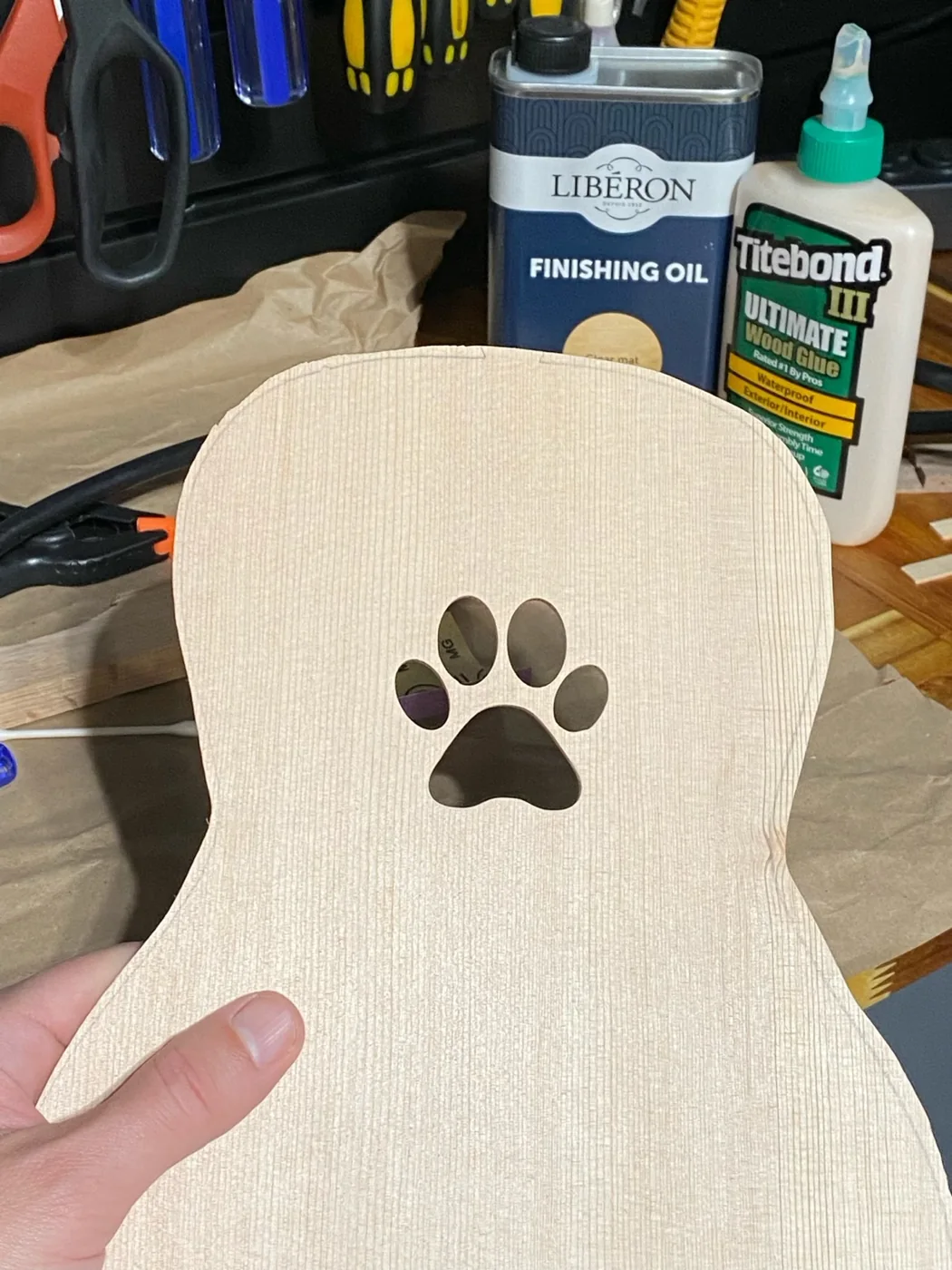Pug-a-lele construction: completed paw-print openings
